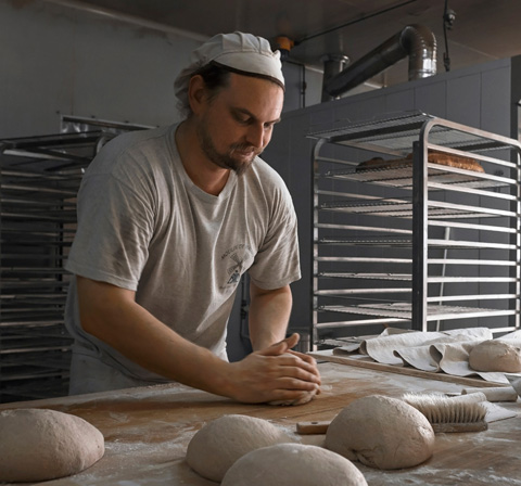 Fournil Kristof, Artisan Boulanger, Pains Bio au Levain Naturel